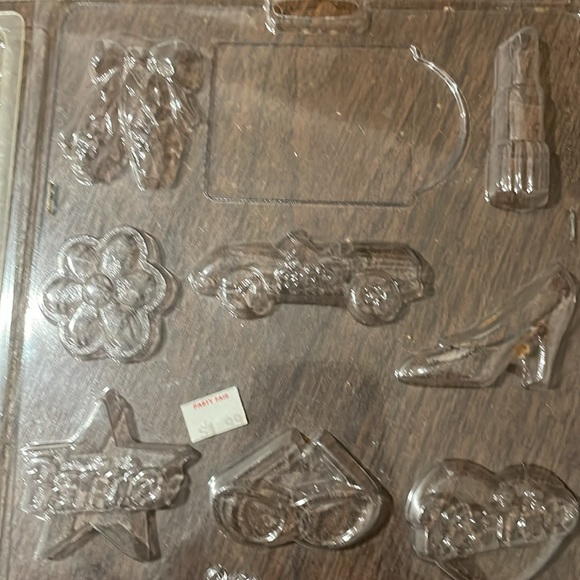 5 Wilton chocolate molds - Picture 4 of 6